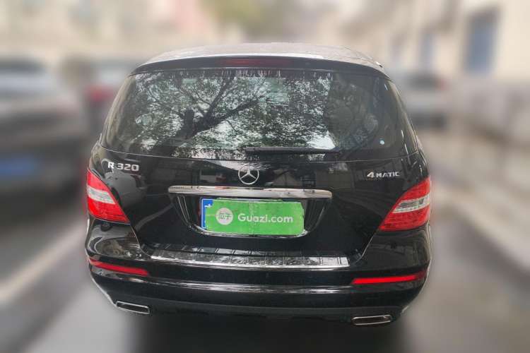 Used Mercedes-Benz R-Class 2015 R 320 4MATIC Luxury Model Rear