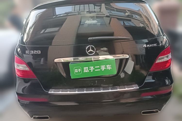 Used Mercedes-Benz R-Class 2015 R 320 4MATIC Luxury Model Rear