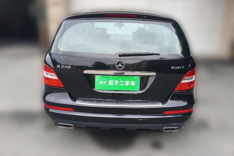 Used Mercedes-Benz R-Class 2015 R 320 4MATIC Luxury Model Rear