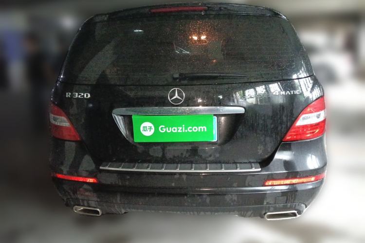 Used Mercedes-Benz R-Class 2015 R 320 4MATIC Luxury Model Rear