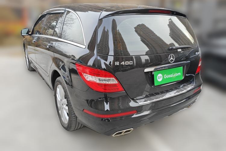 Used Mercedes-Benz R-Class 2015 R 400 4MATIC Luxury Model Rear Left 45 Deg