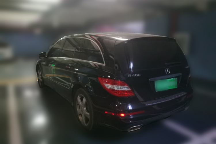 Used Mercedes-Benz R-Class 2015 R 400 4MATIC Business Model Rear Left 45 Deg