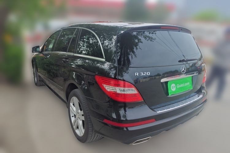 Used Mercedes-Benz R-Class 2015 R 320 4MATIC Luxury Model Rear Left 45 Deg