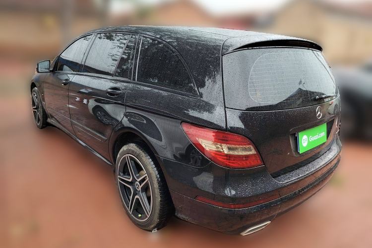Used Mercedes-Benz R-Class 2015 R 320 4MATIC Luxury Model Rear Left 45 Deg