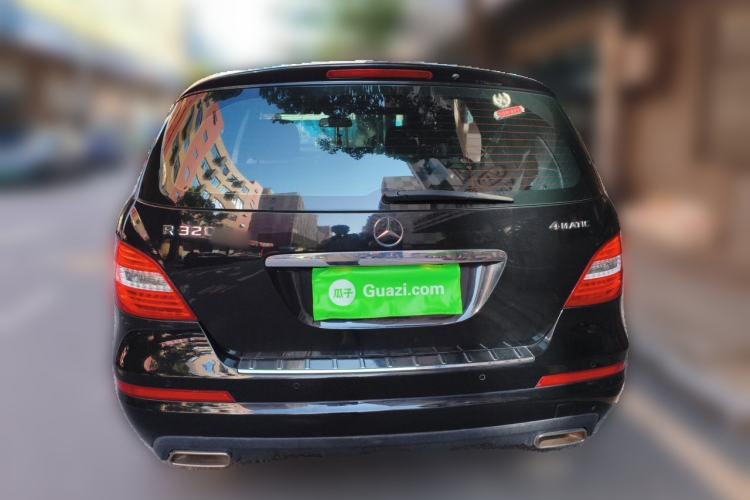 Used Mercedes-Benz R-Class 2015 R 320 4MATIC Luxury Model Rear