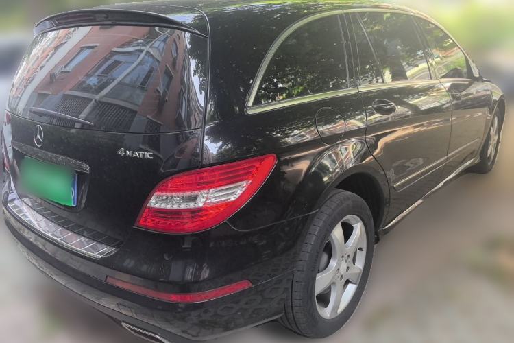 Used Mercedes-Benz R-Class 2015 R 400 4MATIC Business Model Rear Right 45 Deg