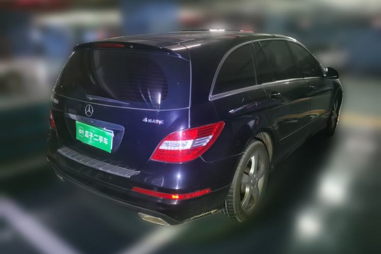 Used Mercedes-Benz R-Class 2015 R 400 4MATIC Business Model Rear Right 45 Deg