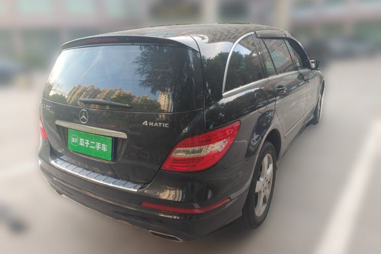 Used Mercedes-Benz R-Class 2015 R 400 4MATIC Business Model Rear Right 45 Deg