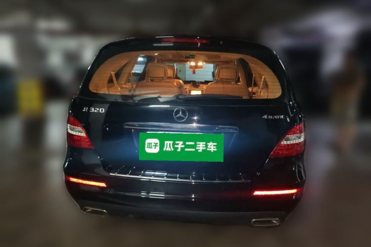 Used Mercedes-Benz R-Class 2015 R 320 4MATIC Luxury Model Rear