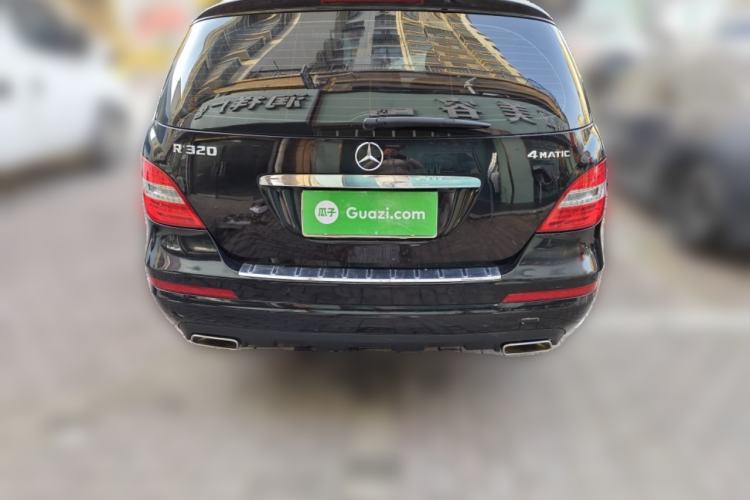 Used Mercedes-Benz R-Class 2015 R 320 4MATIC Luxury Model Rear