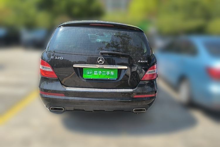 Used Mercedes-Benz R-Class 2015 R 320 4MATIC Luxury Model Rear
