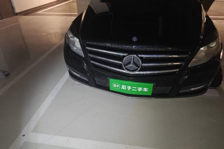 Used Mercedes-Benz R-Class 2015 R 400 4MATIC Business Model Right Front Headlight