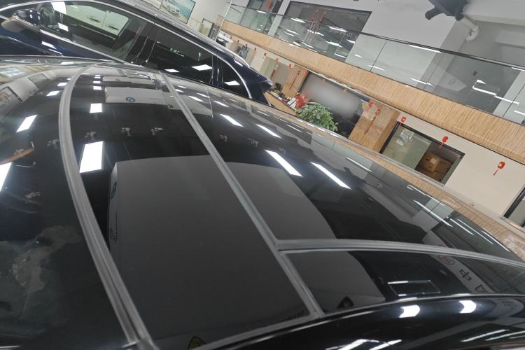 Used Mercedes-Benz R-Class 2015 R 320 4MATIC Luxury Model Roof