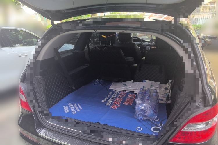 Used Mercedes-Benz R-Class 2015 R 400 4MATIC Business Model Trunk