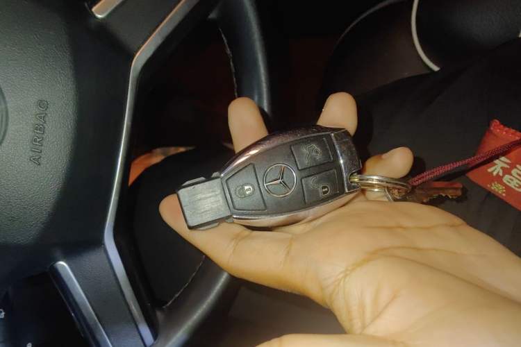 Used Mercedes-Benz R-Class 2015 R 400 4MATIC Business Model Vehicle Key