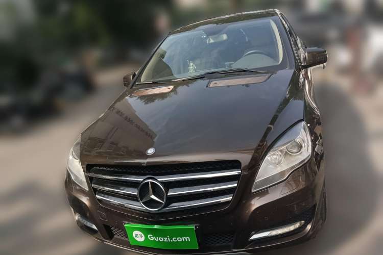 Used Mercedes-Benz R-Class 2015 R 320 4MATIC Luxury Model Front