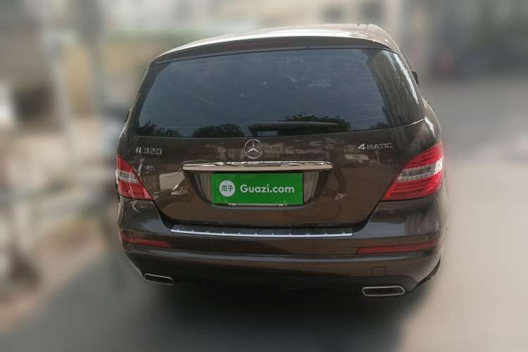 Used Mercedes-Benz R-Class 2015 R 320 4MATIC Luxury Model Rear