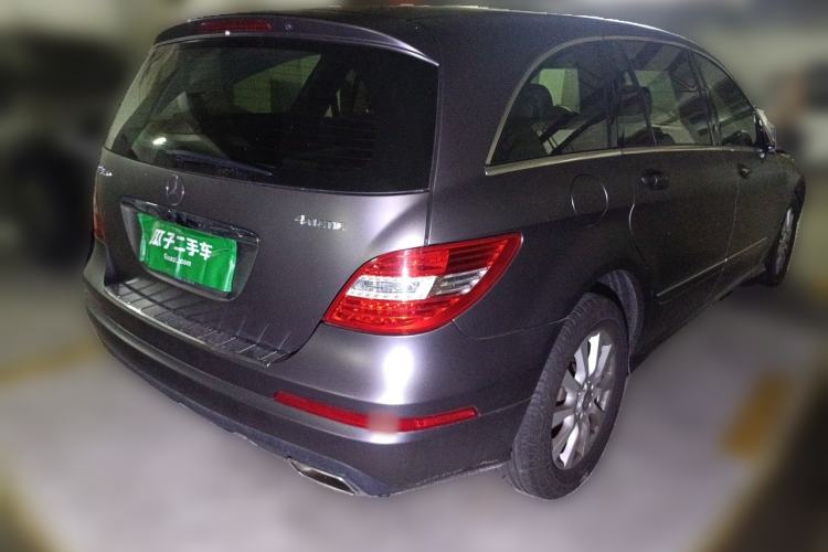 Used Mercedes-Benz R-Class 2015 R 320 4MATIC Luxury Model Rear Right 45 Deg