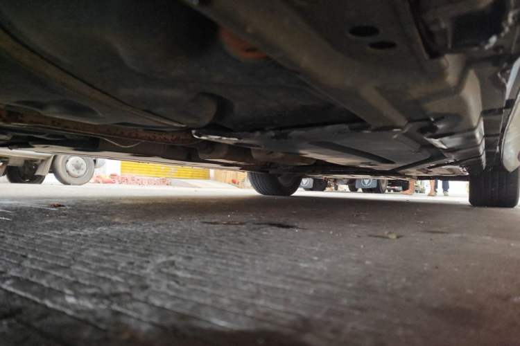 Used Mercedes-Benz R-Class 2015 R 400 4MATIC Business Model Chassis Rear Right