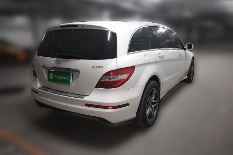 Used Mercedes-Benz R-Class 2015 R 400 4MATIC Business Model Rear Right 45 Deg