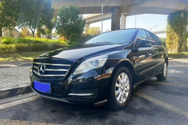 Used Mercedes-Benz R-Class 2017 R 320 4MATIC Business Edition Prestige Model