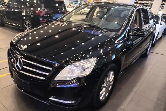 Used Mercedes-Benz R-Class 2017 R 320 4MATIC Business Edition Prestige Model