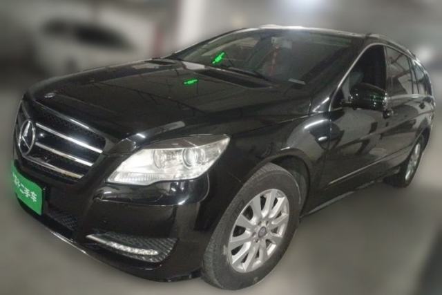 Używany Mercedes-Benz R-Class 2017 R 320 4MATIC Business Edition Prestige Model