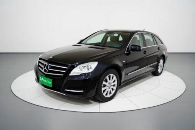 Ojetý Mercedes-Benz R-Class 2017 R 320 4MATIC Business Edition Prestige Model