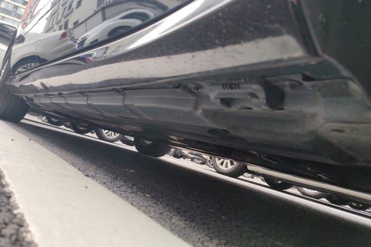 Used Mercedes-Benz R-Class 2017 R 320 4MATIC Business Edition Prestige Model Chassis Front Right