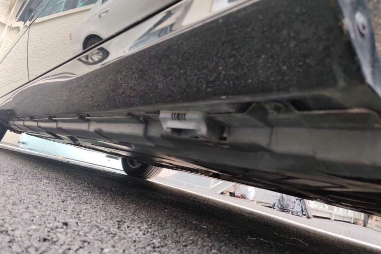 Used Mercedes-Benz R-Class 2017 R 320 4MATIC Business Edition Prestige Model Chassis Rear Left