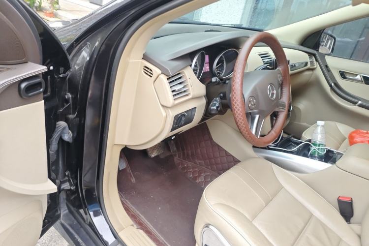 Used Mercedes-Benz R-Class 2017 R 320 4MATIC Business Edition Prestige Model Driver Seat