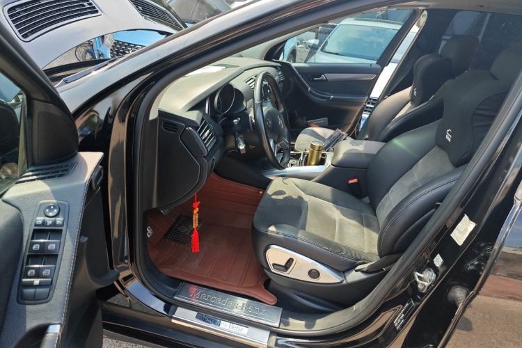 Used Mercedes-Benz R-Class 2017 R 320 4MATIC Business Edition Prestige Model Driver Seat