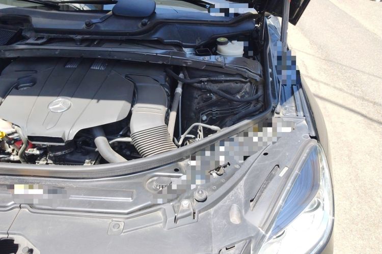 Used Mercedes-Benz R-Class 2017 R 320 4MATIC Luxury Collection Edition Engine Bay Left