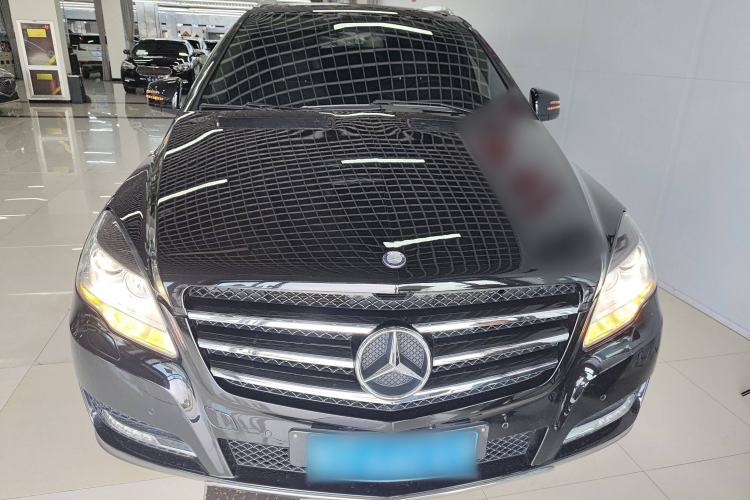 Used Mercedes-Benz R-Class 2017 R 320 4MATIC Business Edition Prestige Model Exterior 1