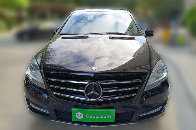 Used Mercedes-Benz R-Class 2017 R 320 4MATIC Business Edition Prestige Model Exterior 1