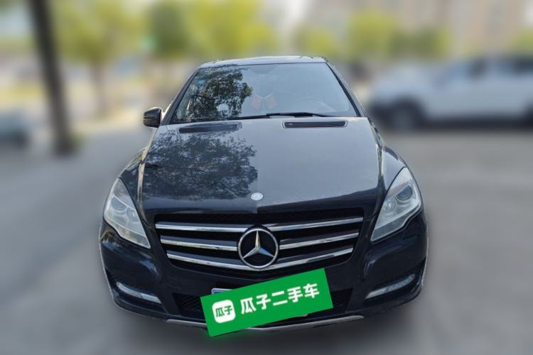 Used Mercedes-Benz R-Class 2017 R 320 4MATIC Business Edition Prestige Model Exterior 1