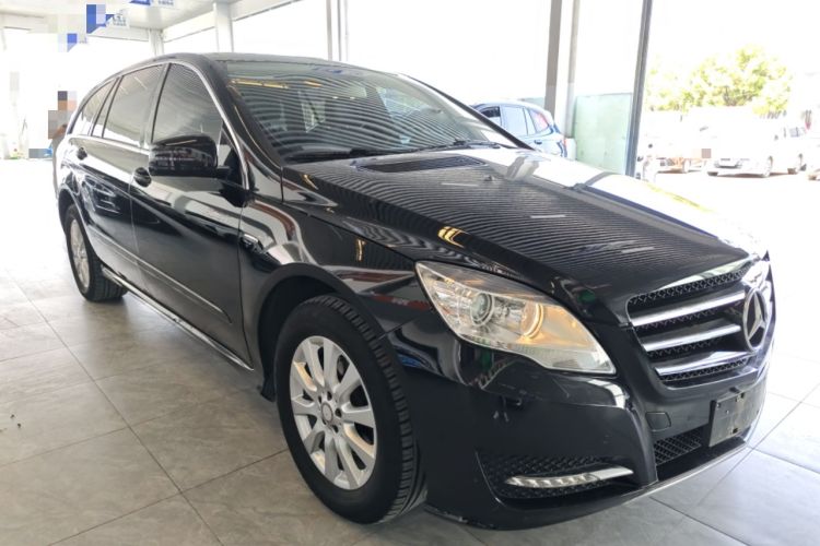 Used Mercedes-Benz R-Class 2017 R 320 4MATIC Business Edition Prestige Model Exterior 1