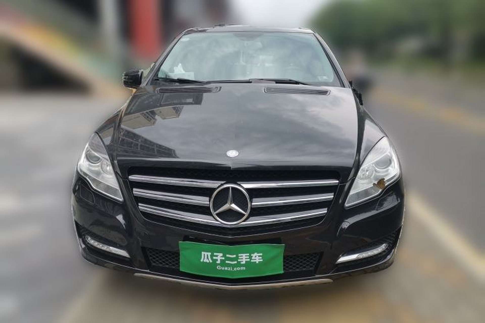 Used Mercedes-Benz R-Class 2017 R 320 4MATIC Business Edition Prestige Model Exterior 1