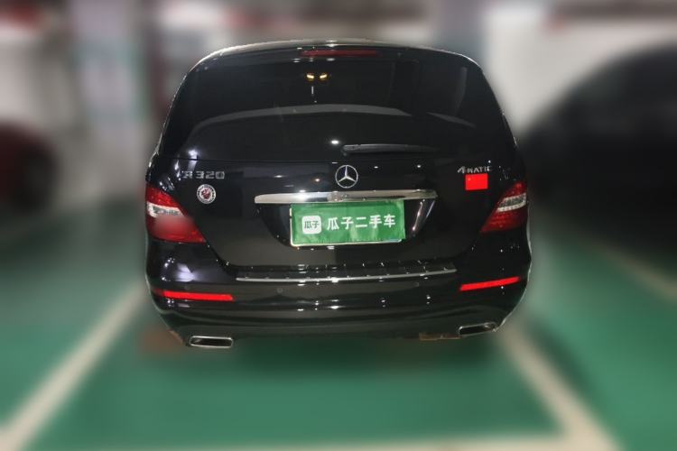 Used Mercedes-Benz R-Class 2017 R 320 4MATIC Business Edition Prestige Model Exterior 4