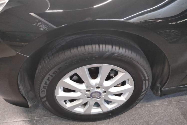 Used Mercedes-Benz R-Class 2017 R 320 4MATIC Business Edition Prestige Model Exterior 4