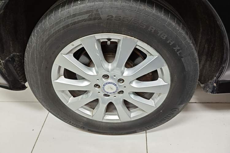 Used Mercedes-Benz R-Class 2017 R 320 4MATIC Business Edition Prestige Model Exterior 5