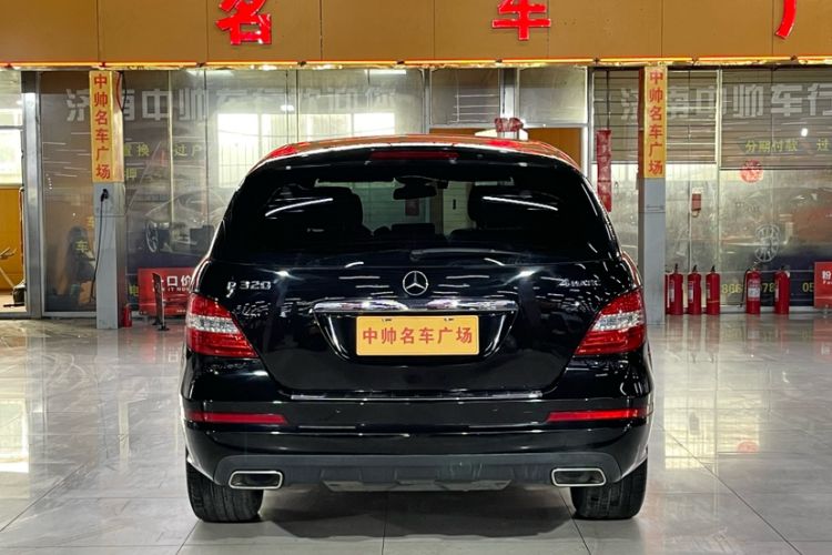 Used Mercedes-Benz R-Class 2017 R 320 4MATIC Business Edition Prestige Model Exterior 5
