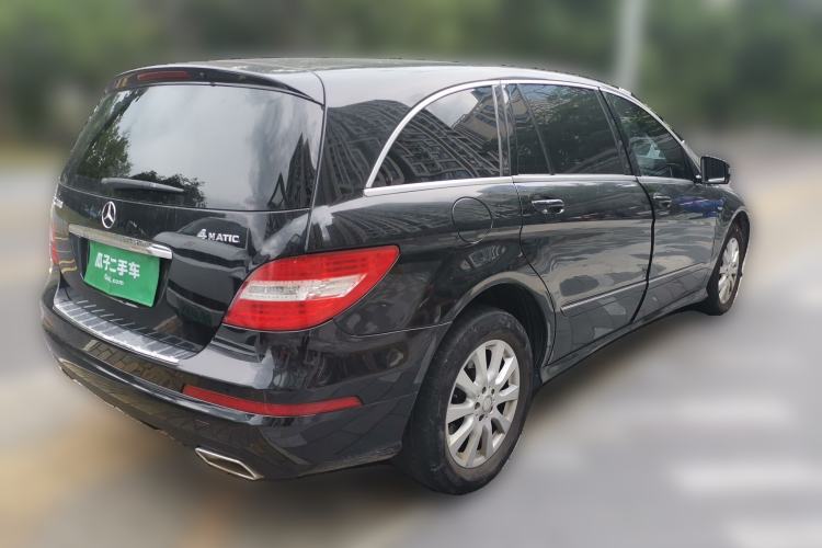 Used Mercedes-Benz R-Class 2017 R 320 4MATIC Business Edition Prestige Model Exterior 5