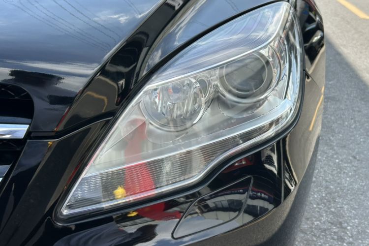 Used Mercedes-Benz R-Class 2017 R 320 4MATIC Business Edition Prestige Model Exterior 6