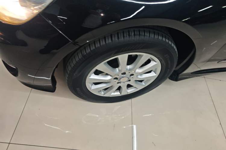 Used Mercedes-Benz R-Class 2017 R 320 4MATIC Business Edition Prestige Model Exterior 7