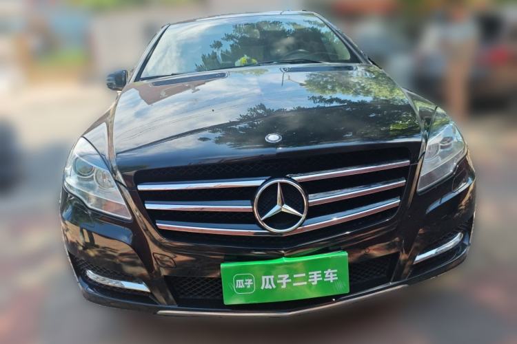Used Mercedes-Benz R-Class 2017 R 320 4MATIC Business Edition Prestige Model Front