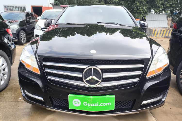 Used Mercedes-Benz R-Class 2017 R 320 4MATIC Business Edition Prestige Model Front