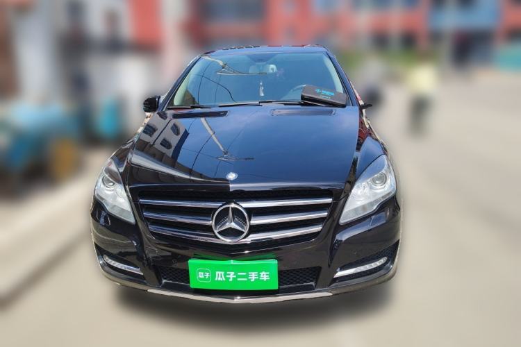 Used Mercedes-Benz R-Class 2017 R 320 4MATIC Luxury Collection Edition Front