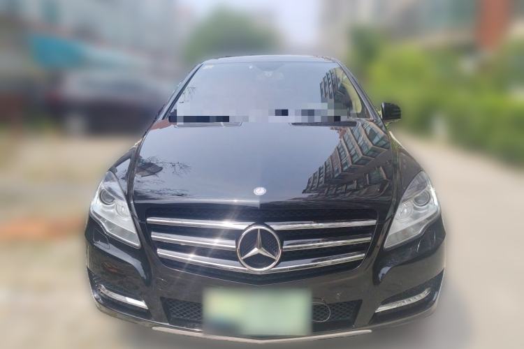 Used Mercedes-Benz R-Class 2017 R 320 4MATIC Business Edition Prestige Model Front