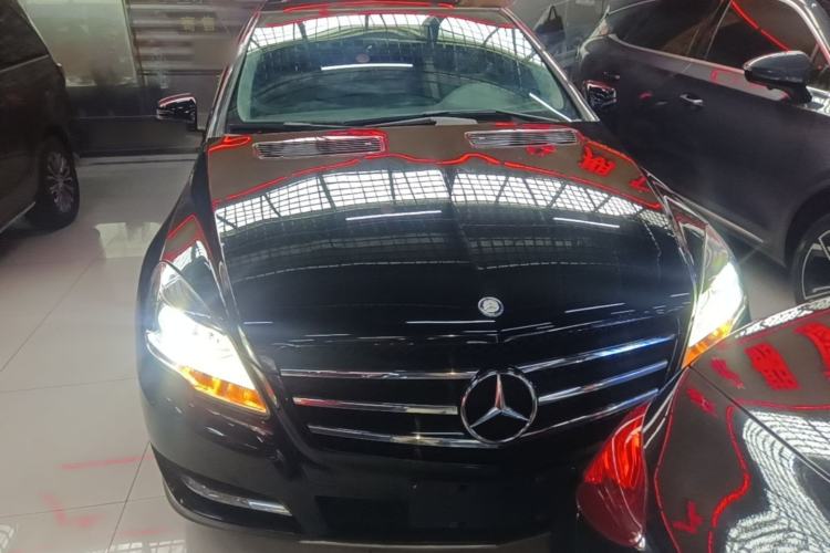 Used Mercedes-Benz R-Class 2017 R 320 4MATIC Business Edition Prestige Model Front
